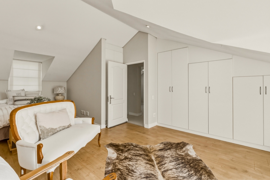 4 Bedroom Property for Sale in Erinvale Golf Estate Western Cape